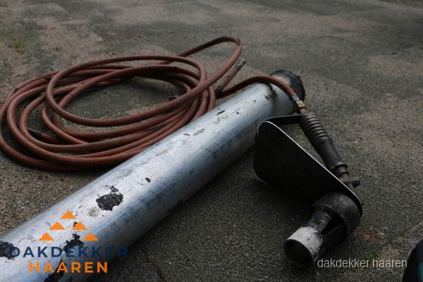 Dakdekker gasbrander en gereedschap voor spoedklus in Haaren Dakdekker gasbrander en gereedschap voor spoedklus in Haaren